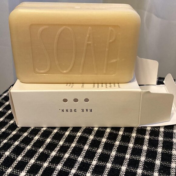 NIB! Rae Dunn "HELLO FALL" Pumpkin Spice Latte Hand & Body Soap - Picture 3 of 5